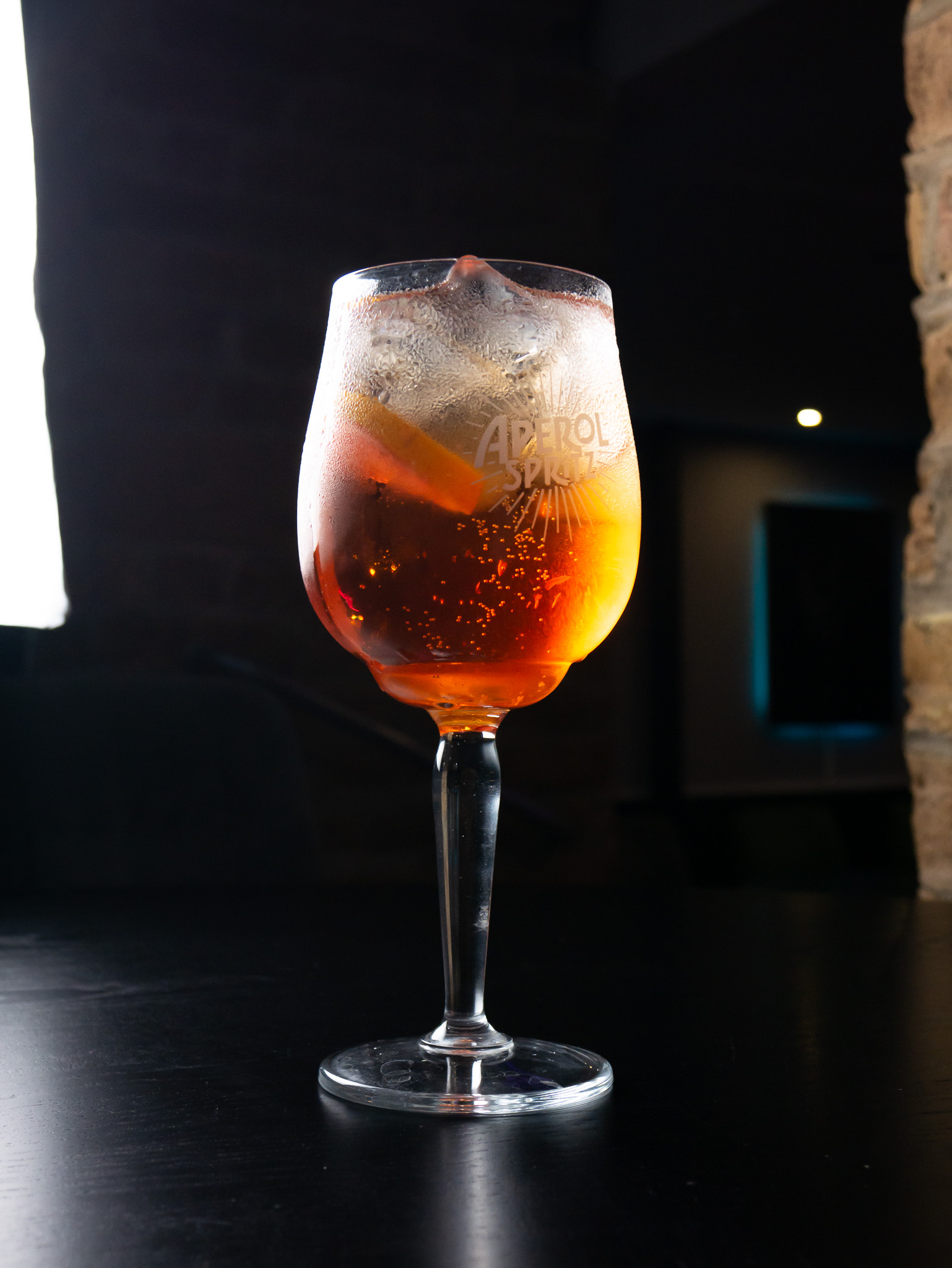 Aperol Spritz koktél a Passion Bar Happy Hour kínálatában