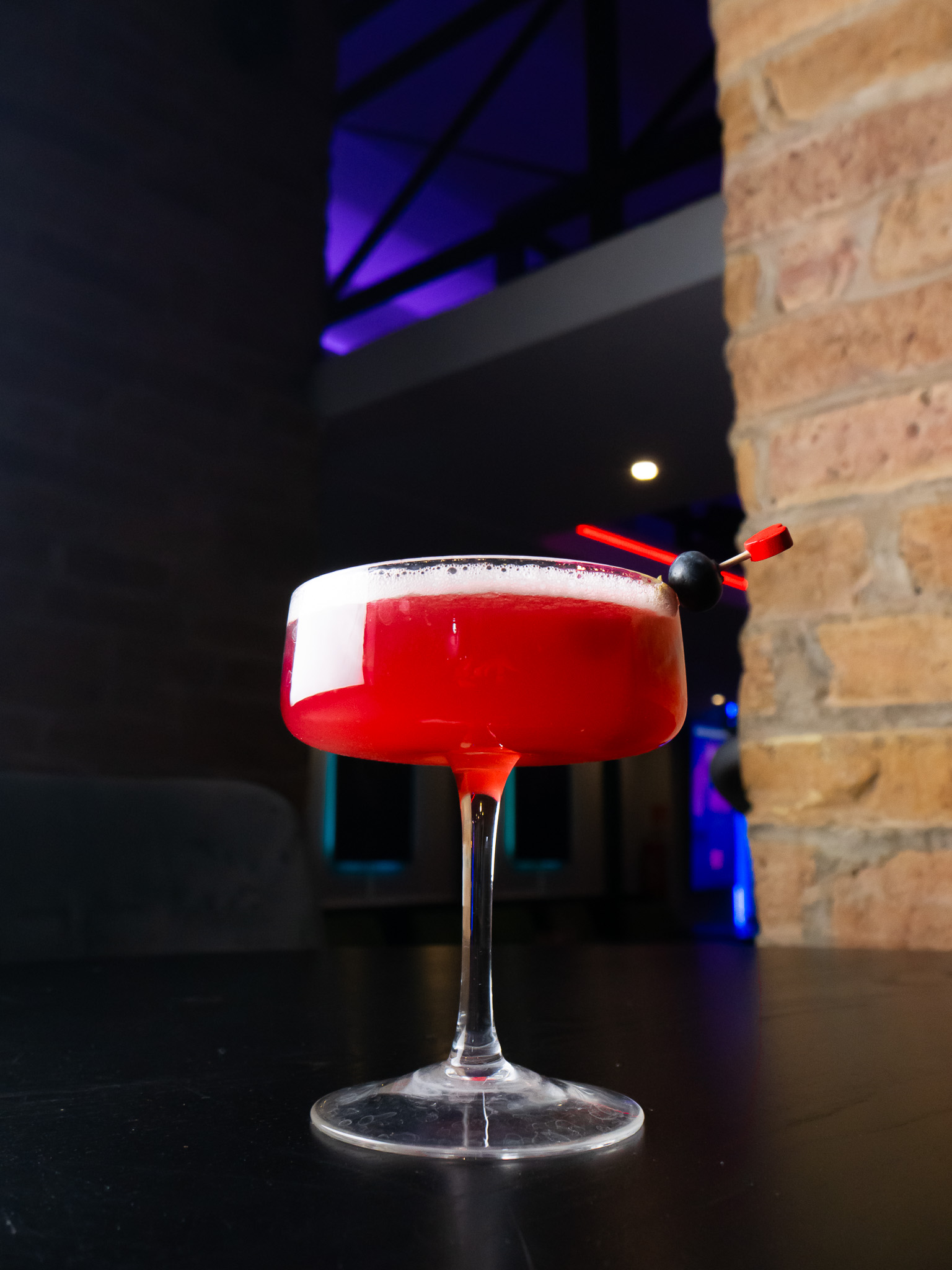 Cosmopolitan koktél a Passion Bar Happy Hour kínálatában